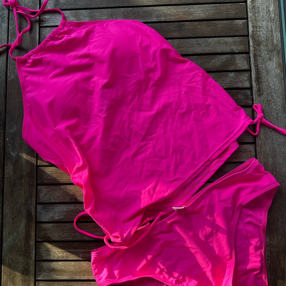Hot pink tankini